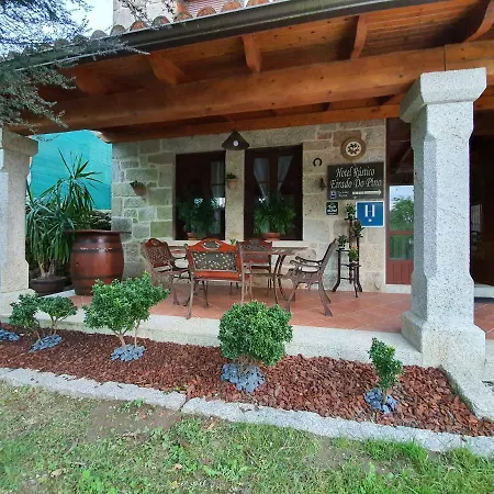 Hotel Eirado Do Pino * メアニョ
